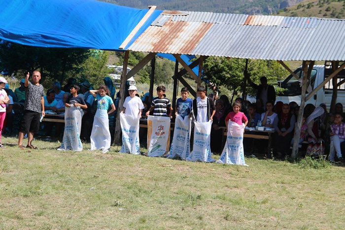 Taşlıköylüler piknik gününde buluştular