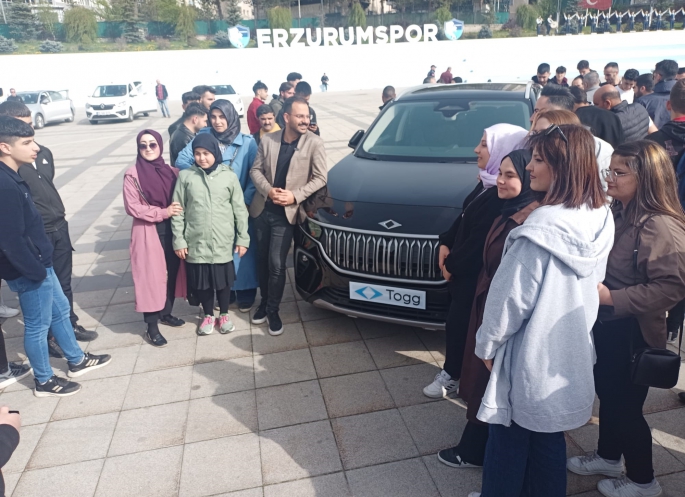 TOGG’UN TANITIMI ERZURUM’DA DEVAM EDİYOR