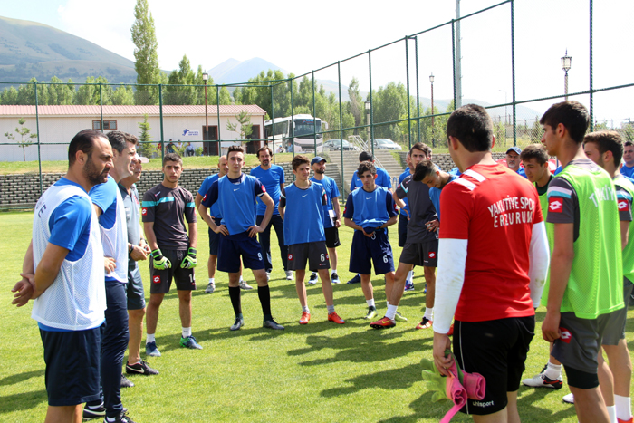 UEFA Pro Lisans Kursu’nun ilk etabı başladı 