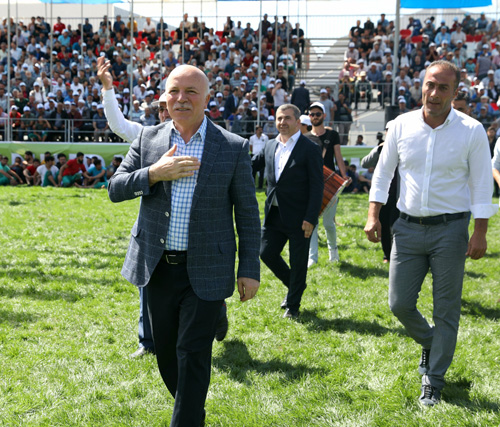 Uluslararası Altın Kemer Karakucak Güreşleri nefes kesti 