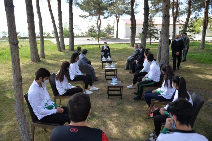 Vali Memiş’e 19 Mayıs ziyareti
