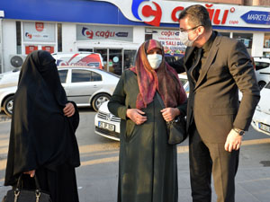 Vali Memiş kentin işlek bölgelerini denetledi