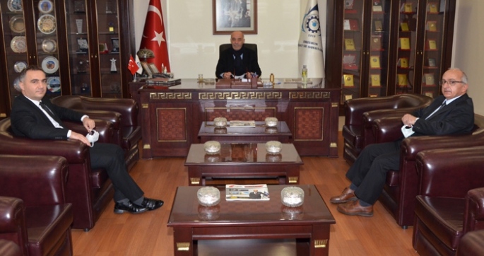 Vergi Dairesi Başkanı Atabek’ten, Başkan Yücelik’e ziyaret