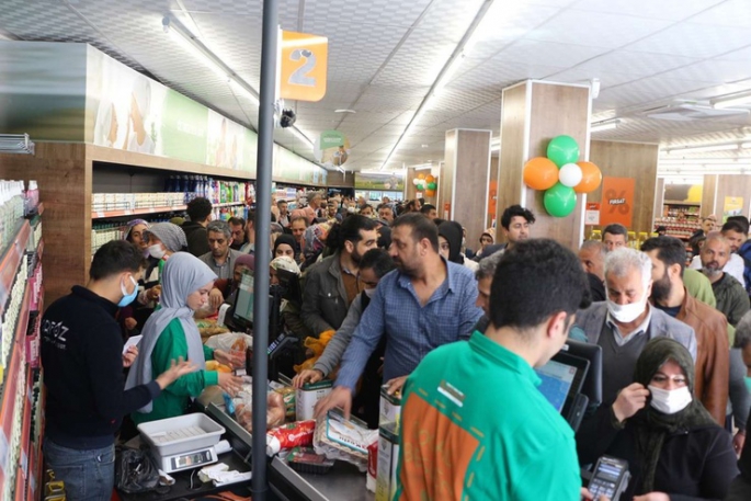 ZİNCİR MARKETLERDEN İNDİRİM ATAĞI